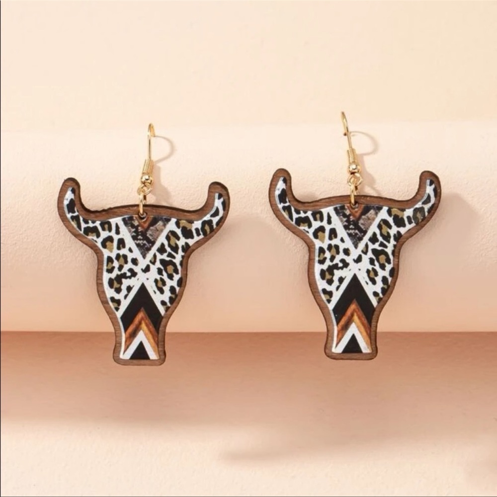 Wester Animal Leopard Print Drop Earrings wood material